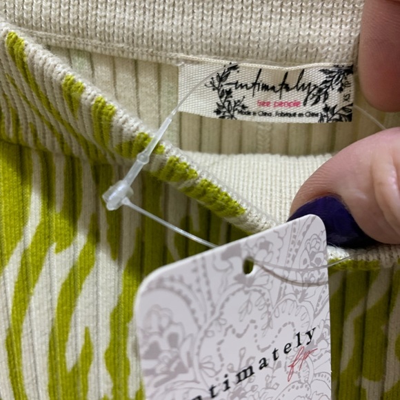 Free People Women’s XS Ribbed Stretch Leggings With Slits, Lime/Vert Color, BNWT - Picture 6 of 6